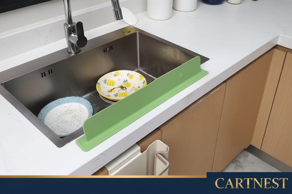 Water splash guard for dish washing